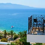 Hotel Seawave 4*