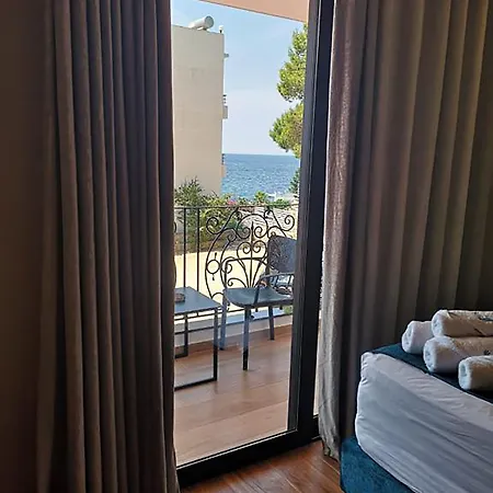 Hotel Seawave Saranda